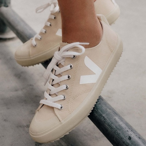 Veja Shoes - Veja Nova canvas sneakers